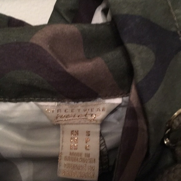 green camouflage jacket - Picture 2 of 2